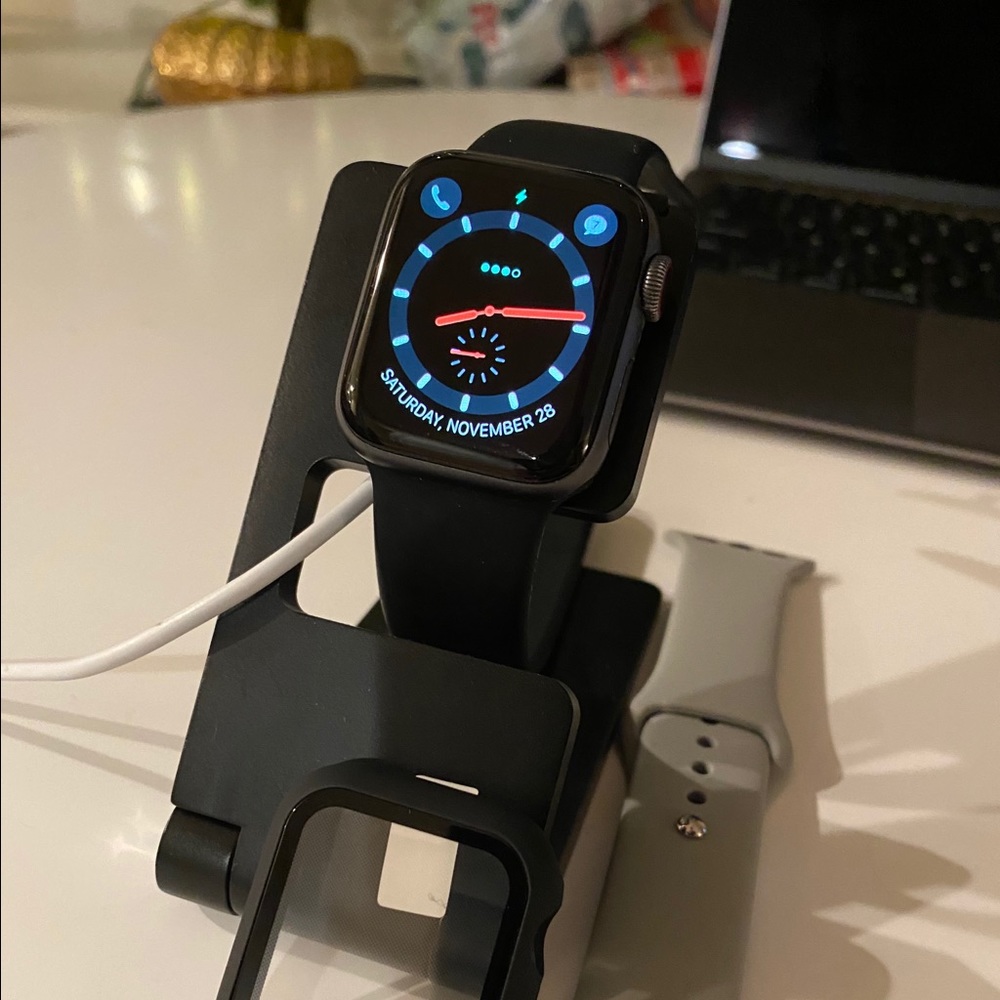 Apple Watch series 4 cellular